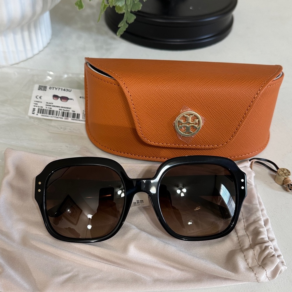 Tory burch Oversized Square Logo Sunglasses